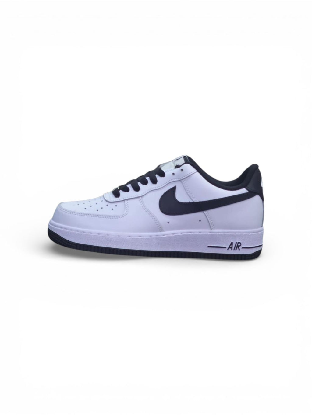 NIKE AIR FORCE LOW