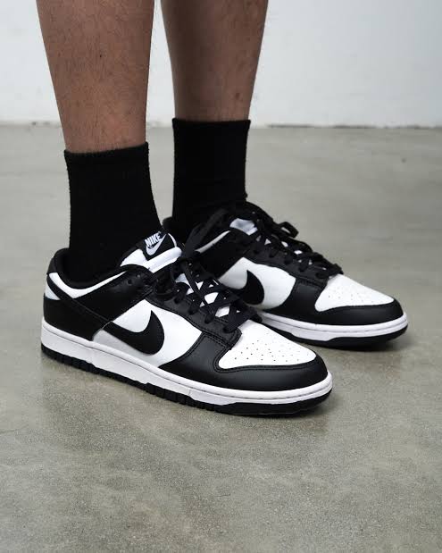 NIKE DUNK LOW