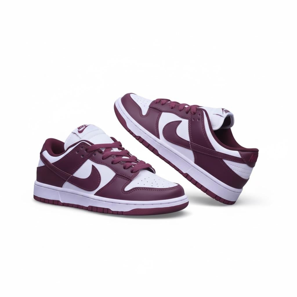 NIKE DUNK LOW