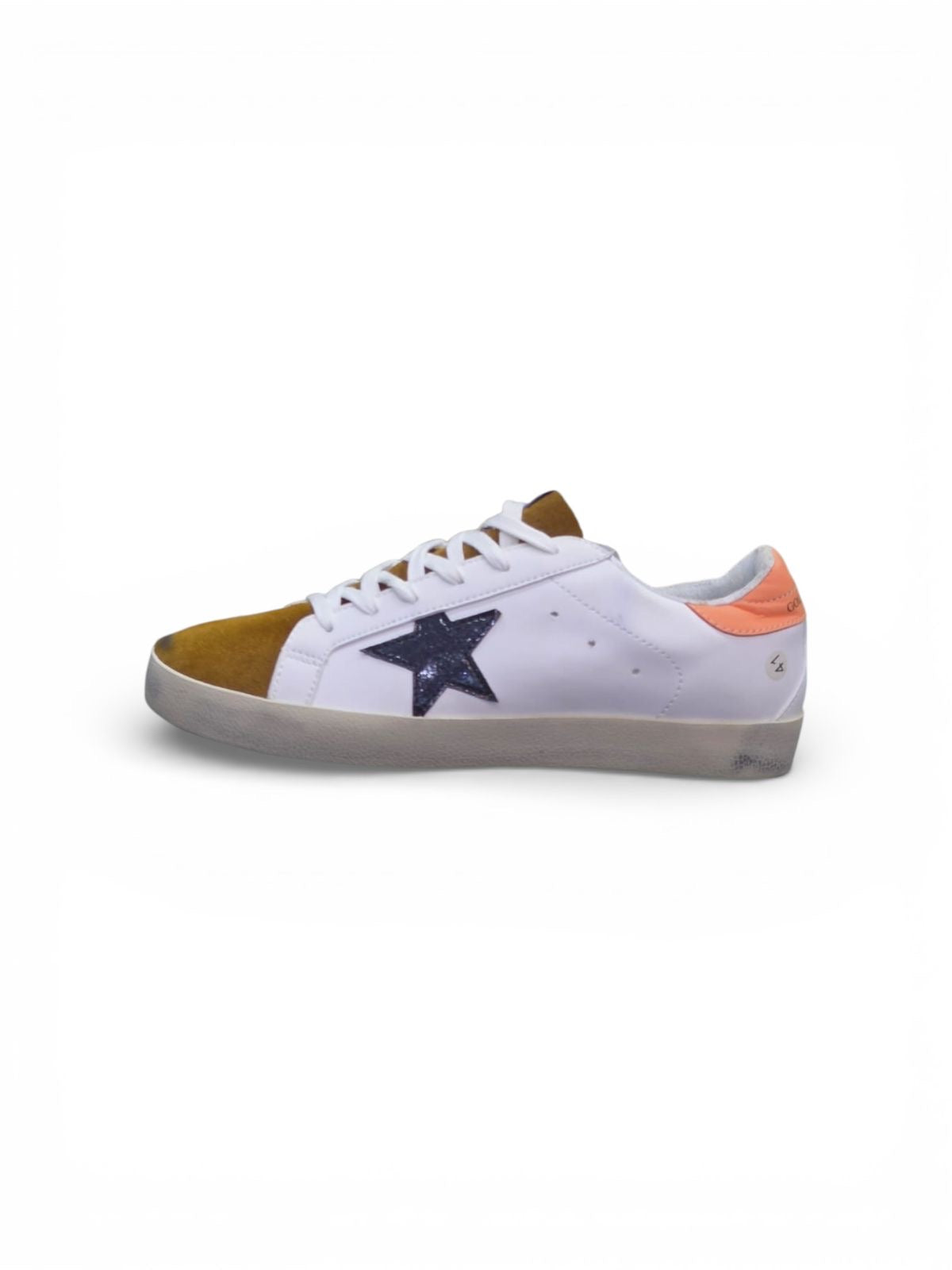 GOLDEN GOOSE SUPER-STAR