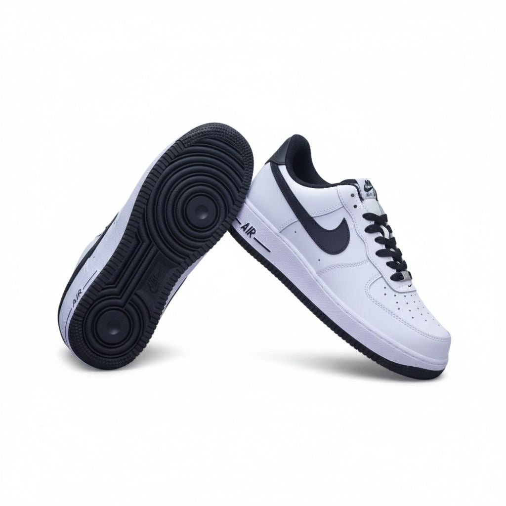 NIKE AIR FORCE LOW